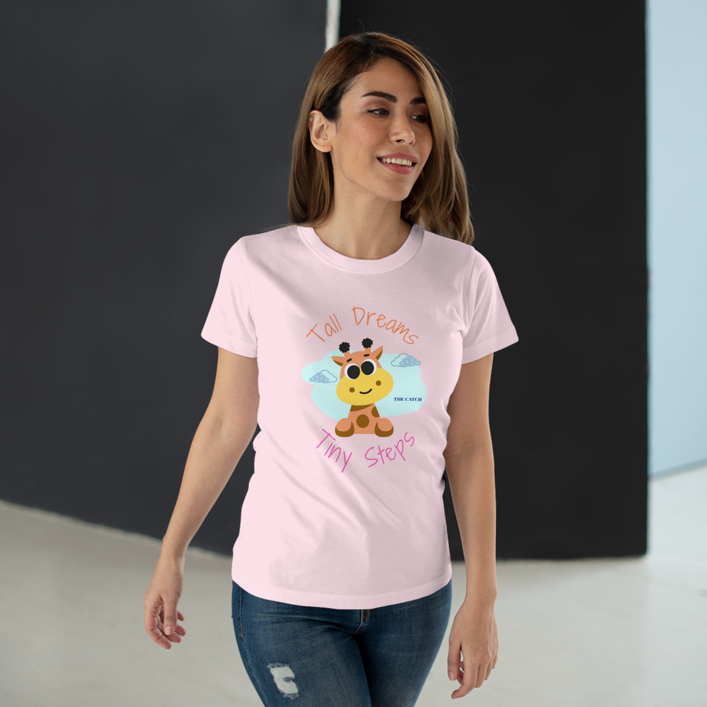 Cute Giraffe Graphic T-Shirt - 'Tall Dreams Tiny Steps' for Women