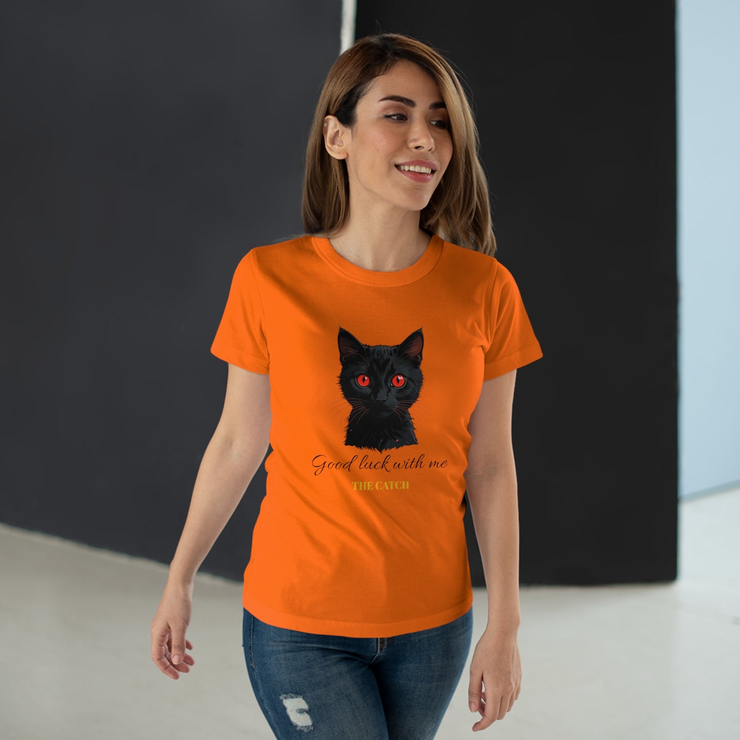 Good Luck Cat Women's T-Shirt - Playful Black Cat Design