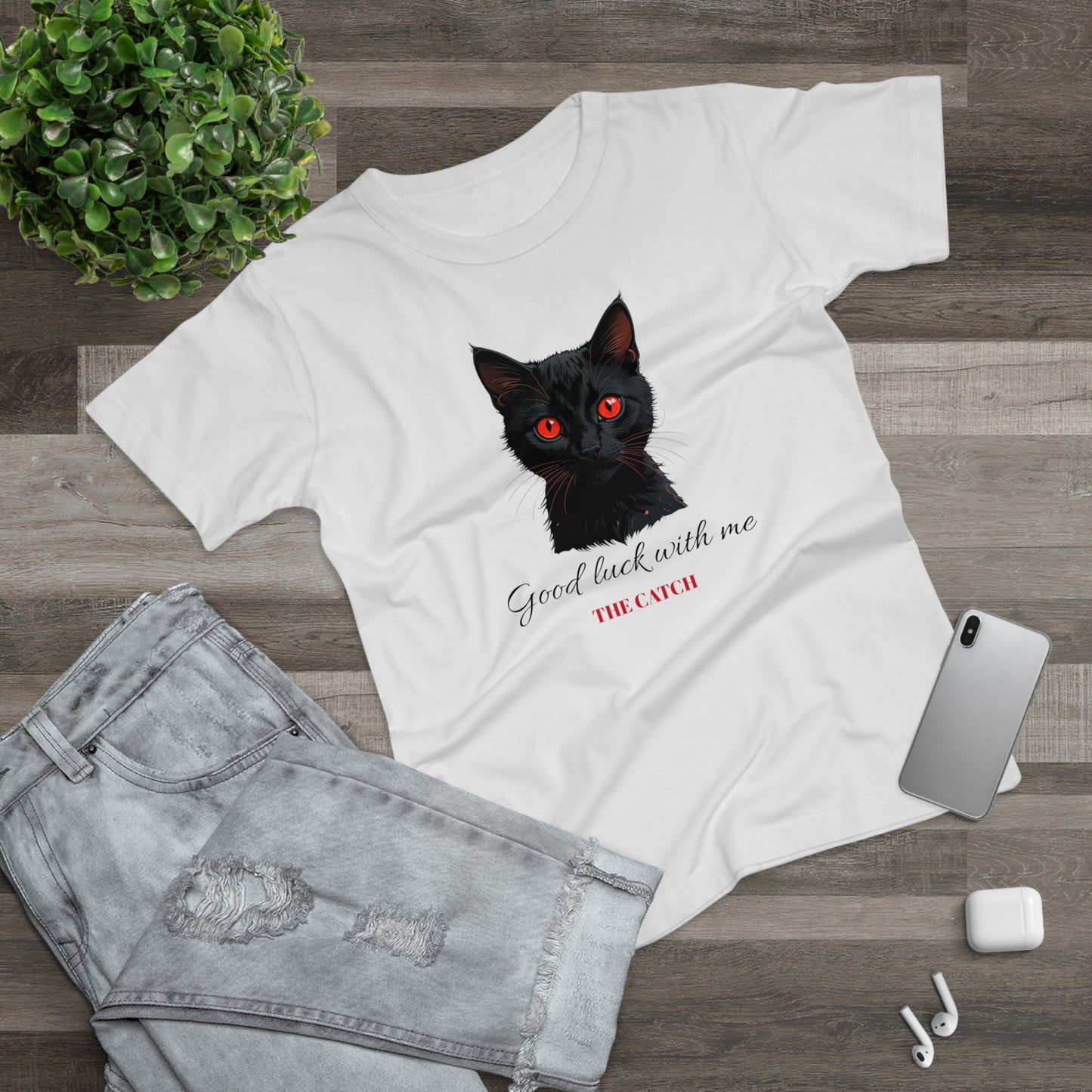 Good Luck Cat Women's T-Shirt - Playful Black Cat Design