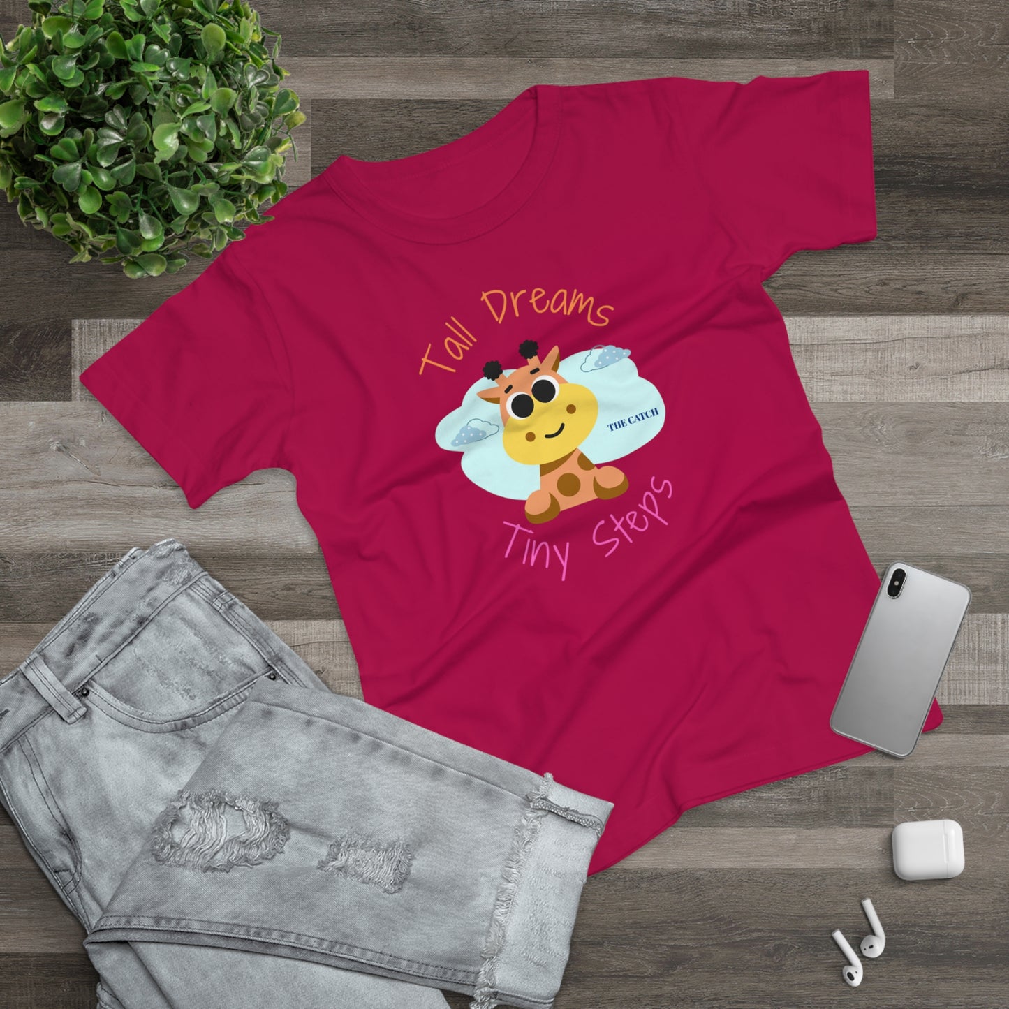 Cute Giraffe Graphic T-Shirt - 'Tall Dreams Tiny Steps' for Women